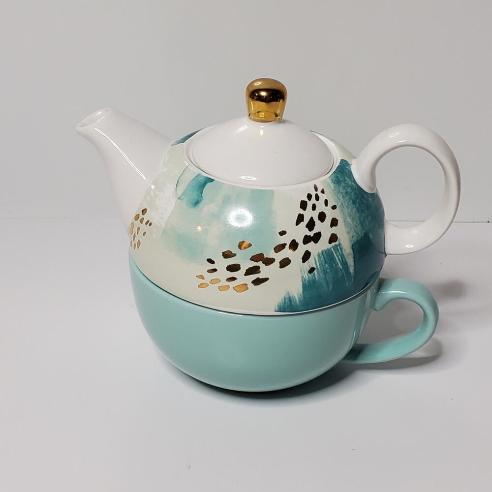 Pinky Up Addison Ceramic 3 Pc Tea set with diffuser Great condition